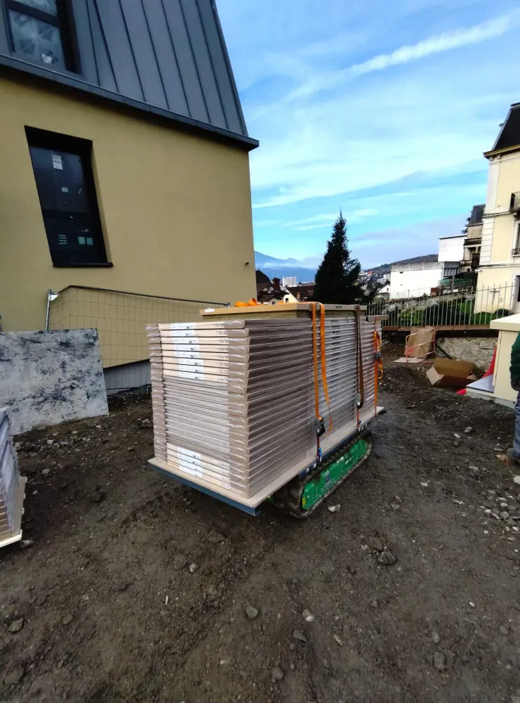 Location de mini grue araignée avec chauffeur en Haute-Savoie (4)